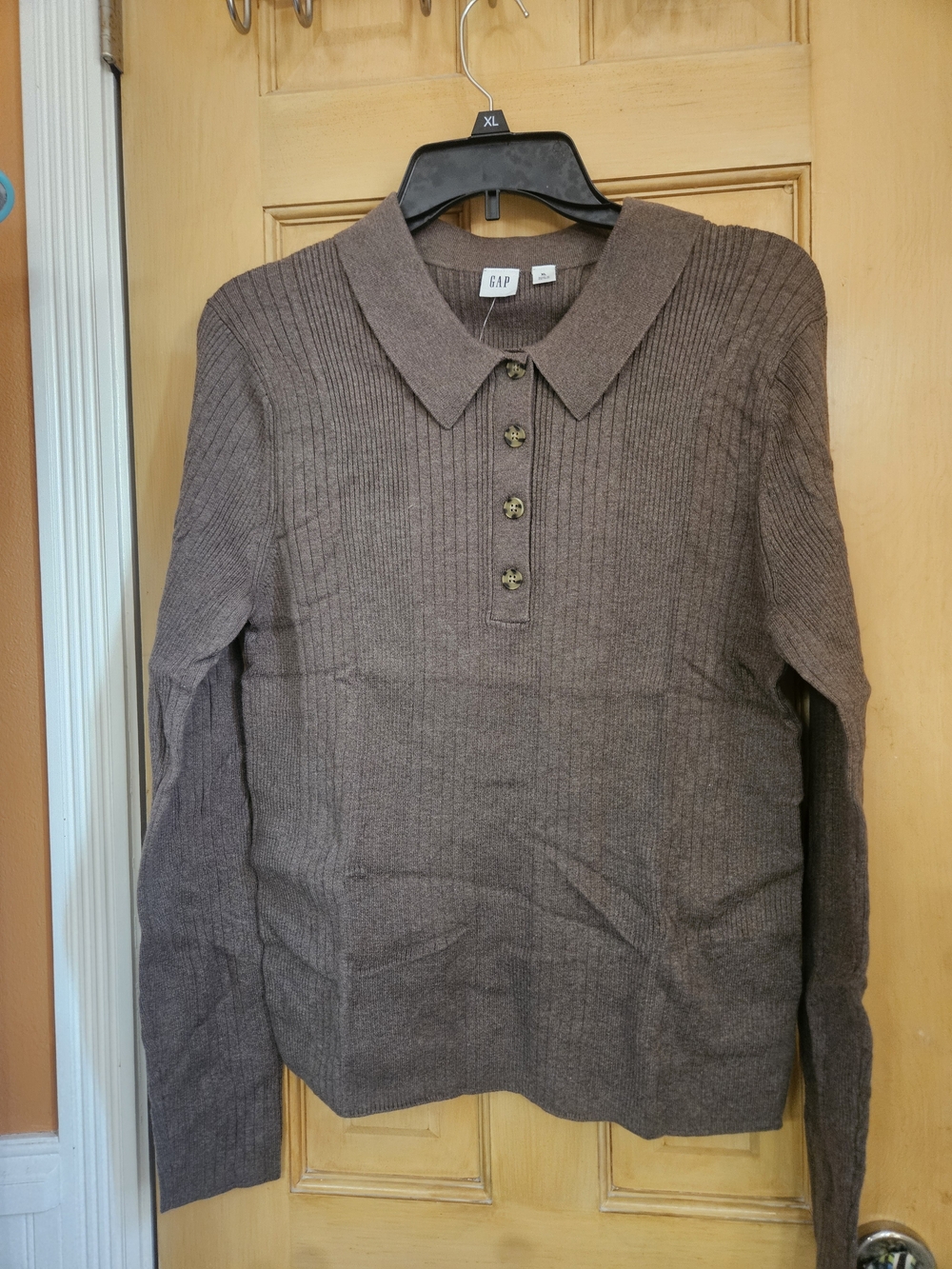 GAP Women's Brown Ribbed Polo Sweater